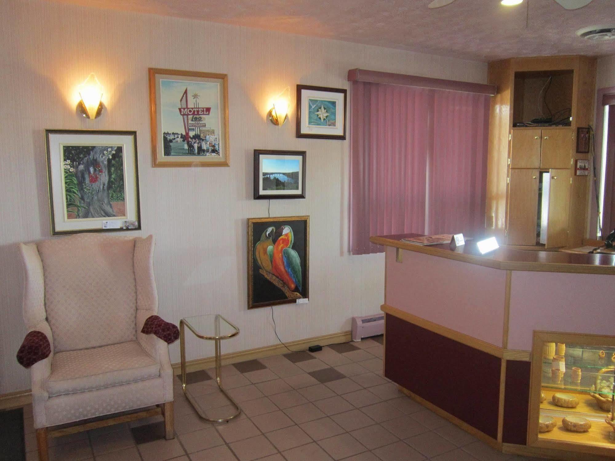 Travelodge By Wyndham Grand Falls Εξωτερικό φωτογραφία