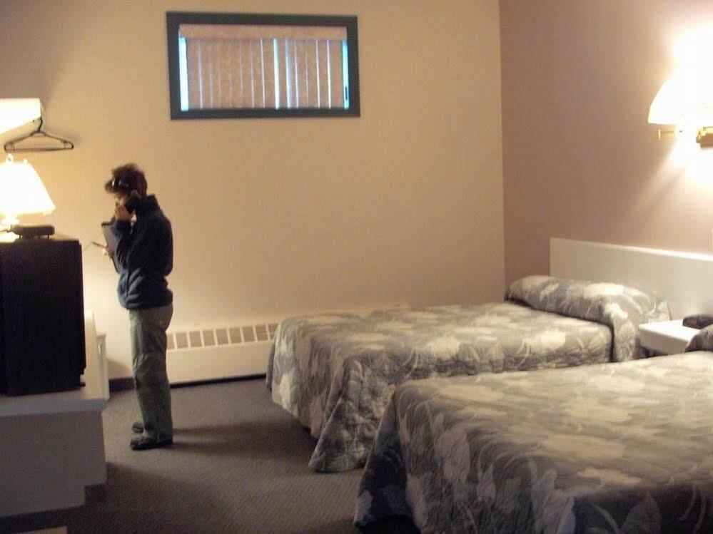 Travelodge By Wyndham Grand Falls Εξωτερικό φωτογραφία